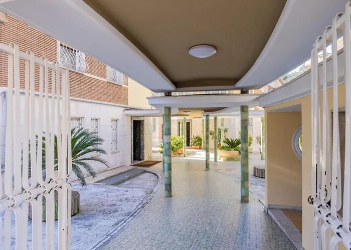 Апартаменты Nostromondo-elegant With Patio In Monti Parioli Рим