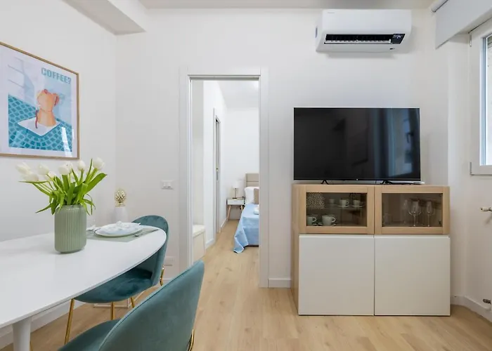 Nostromondo-elegant With Patio In Monti Parioli Рим